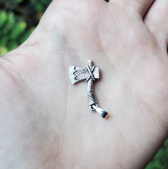 New Silver Tomahawk Charm - Picture 9 of 11